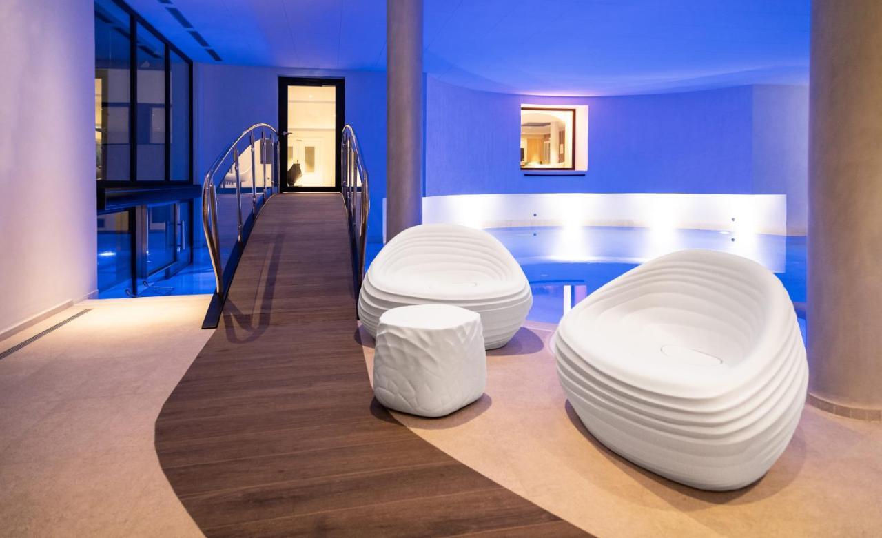 Suite Terrace Spa Access